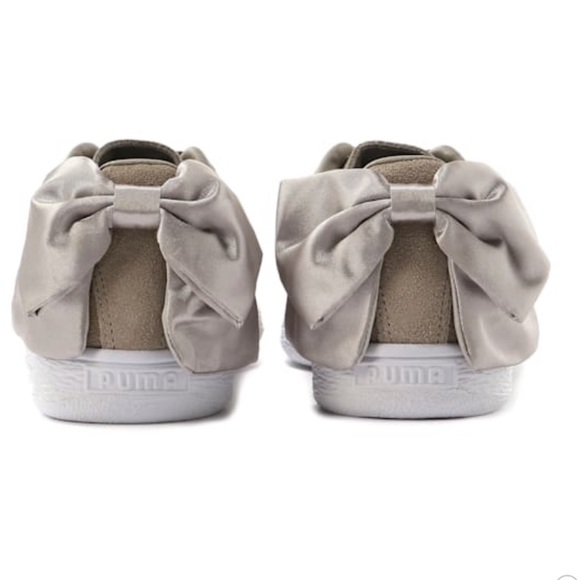 NIB Puma Suede Bow Sneakers Size 7.5 - Picture 3 of 8